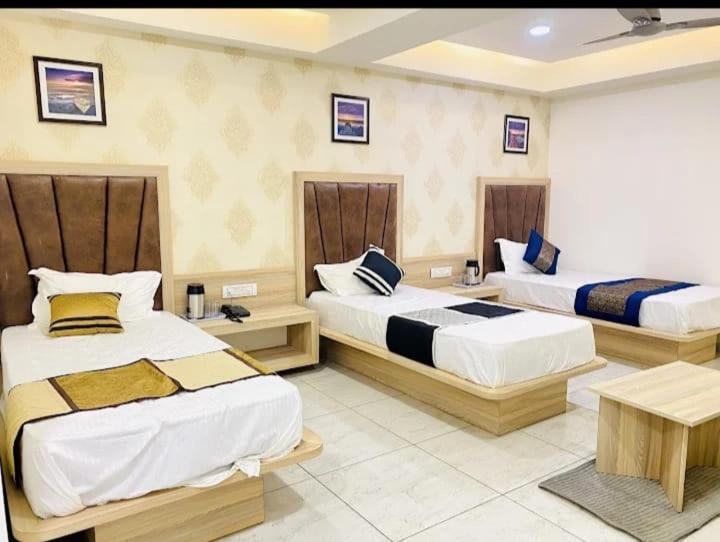 Hotel Legrand.Inn Ahmedabad Luaran gambar