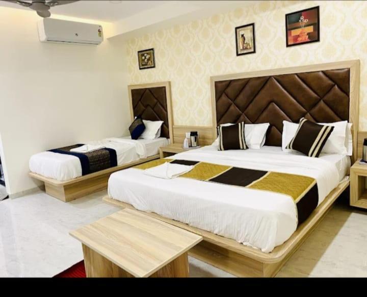 Hotel Legrand.Inn Ahmedabad Luaran gambar