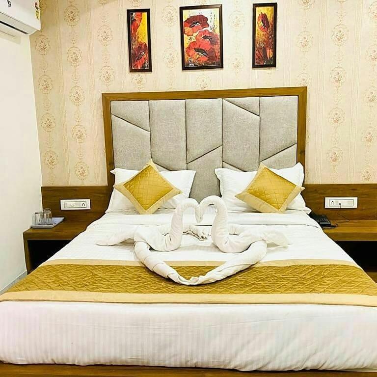 Hotel Legrand.Inn Ahmedabad Luaran gambar